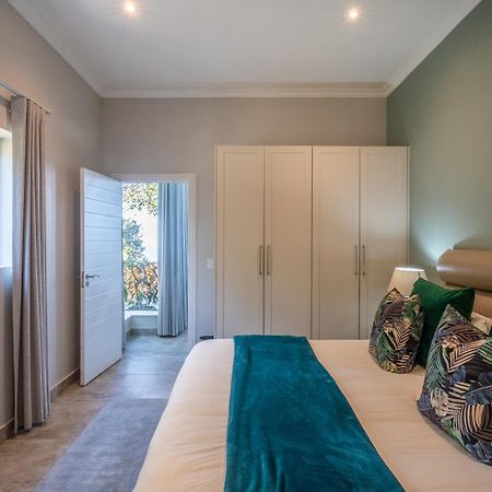 Seashore 2 Bedroom Luxury Unit - Breakwaters Haven Knysna Exterior foto