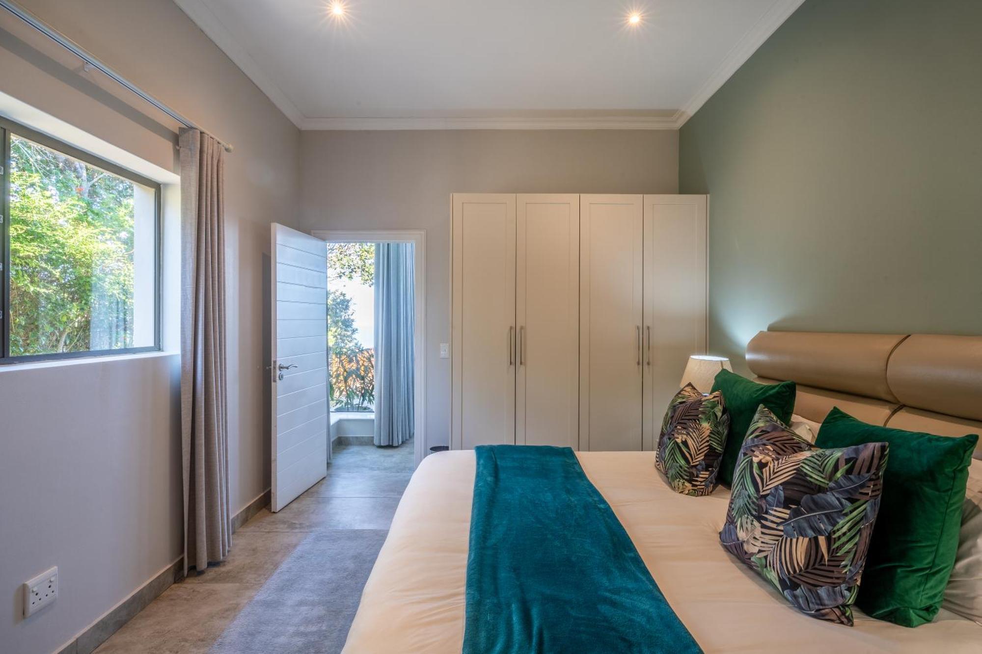 Seashore 2 Bedroom Luxury Unit - Breakwaters Haven Knysna Exterior foto